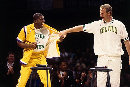 Le 5 foto più iconiche nella storia dell’NBA