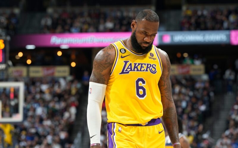 L’infortunio di LeBron tiene in ansia i Lakers: un parere medico