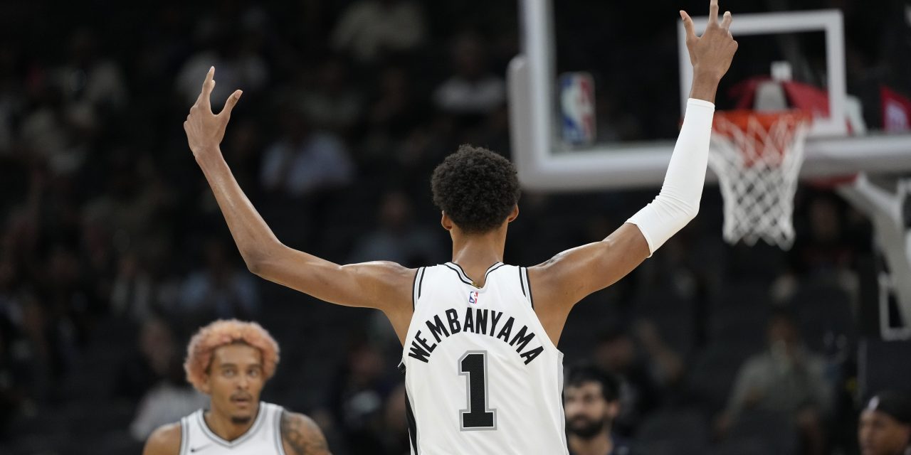 Wembanyama, LeBron e la ricerca della normalità sulla via per il successo
