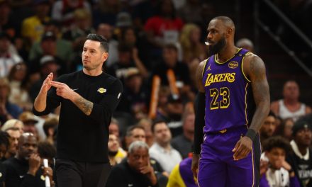 “Imbarazzato”: crisi Lakers, Redick pronto a un incontro con staff e giocatori