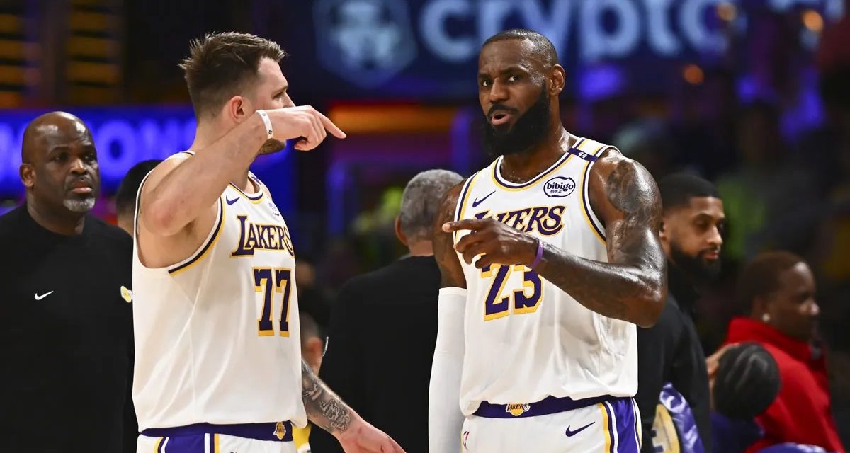 Lakers, è il momento di “riconnettersi” per i Playoffs