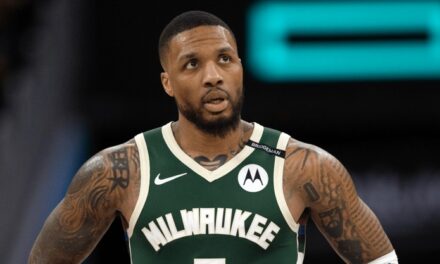 Anche Damian Lillard fuori per trombosi venosa profonda