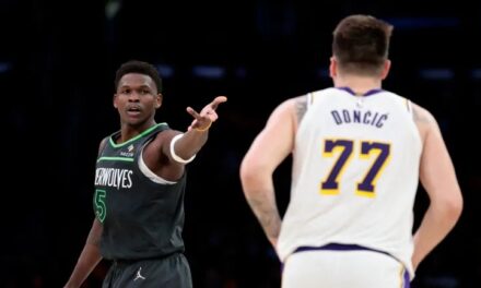 La serie è ancora apertissima, ma i Lakers devono adattarsi – e in fretta