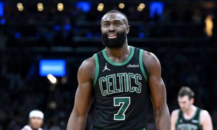 Senza Tatum, Jaylen Brown è salito in cattedra