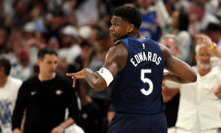 I Timberwolves l’hanno vinta con la specialità della casa: la difesa