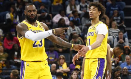 FREE AGENCY: Jaxson Hayes resta ai Lakers