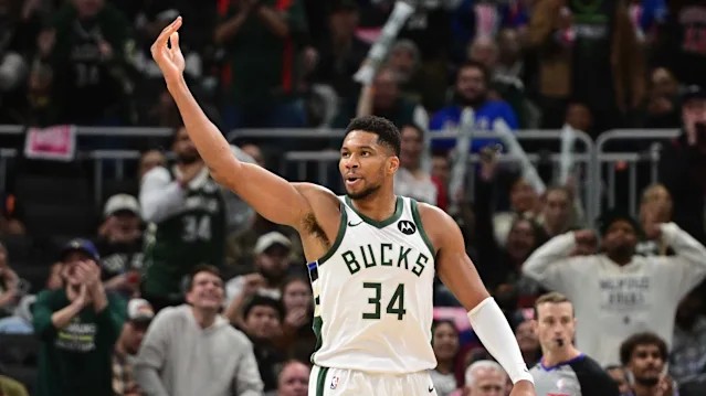 Quindi Antetokounmpo ha fatto passi?