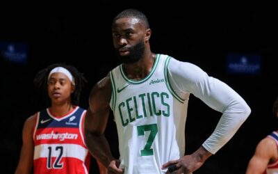 “Tesoro, mi si sono ristretti i Celtics”
