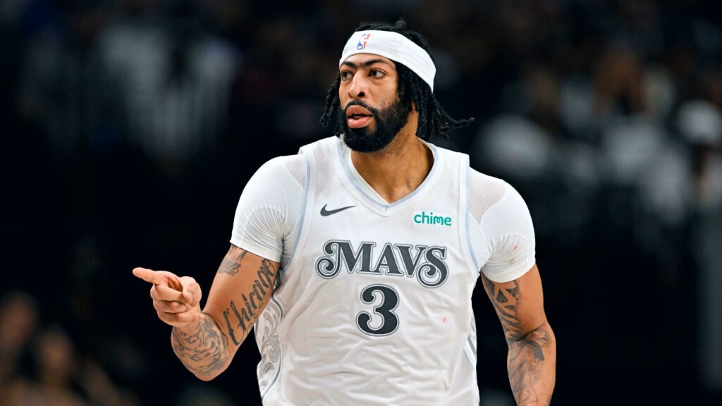 Anthony Davis Mavericks