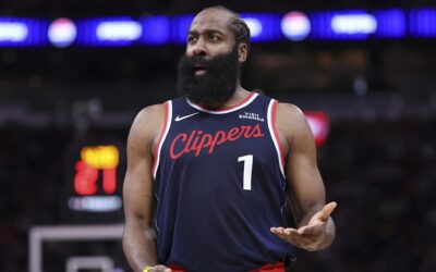 James Harden così, de botto, senza senso