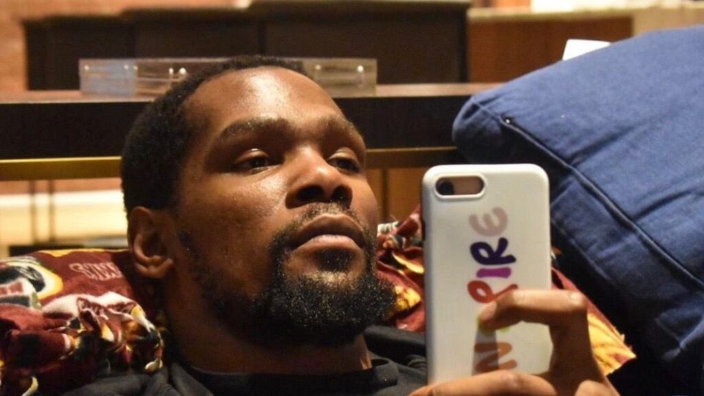 Kevin Durant account falsi X