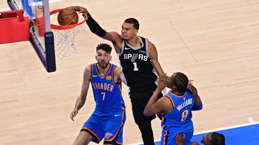 Wembanyama contro Chet Holmgren in NBA