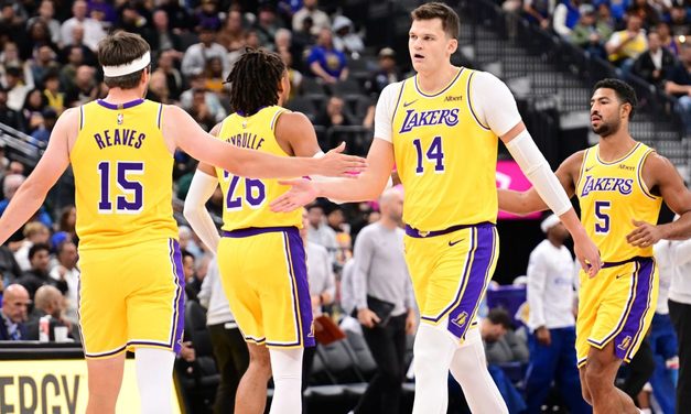 Come è andato l’esordio di Walker Kessler con i Lakers?